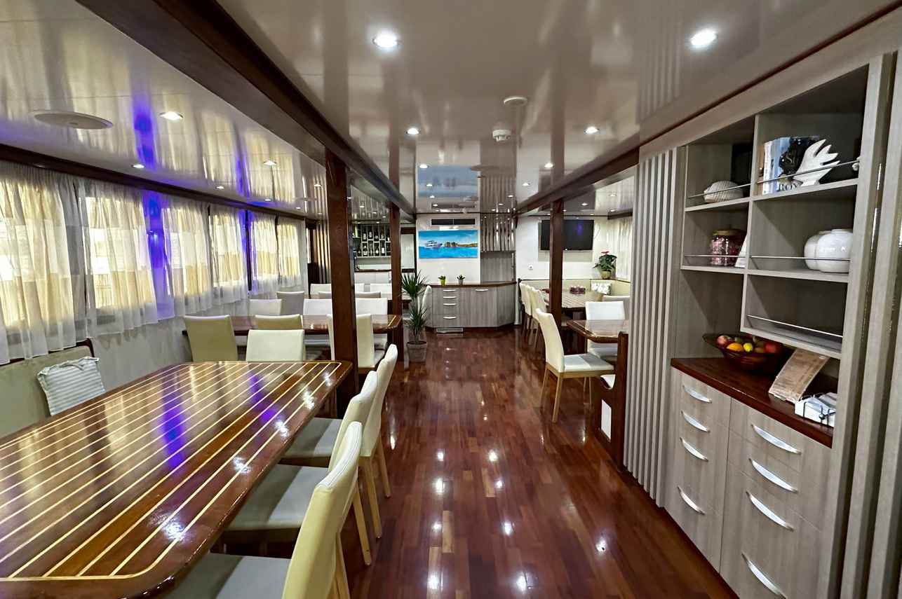 Dining Room - Splendid