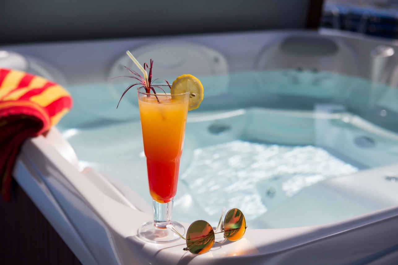 Hot Tub - Splendid