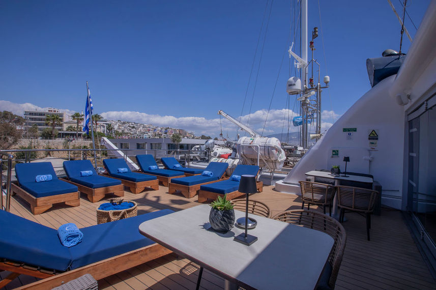 Sun Deck - Harmony V