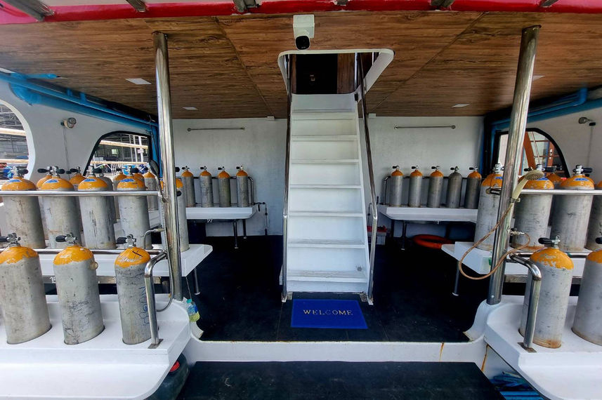 Plateforme - Lucky Marine Liveaboard
