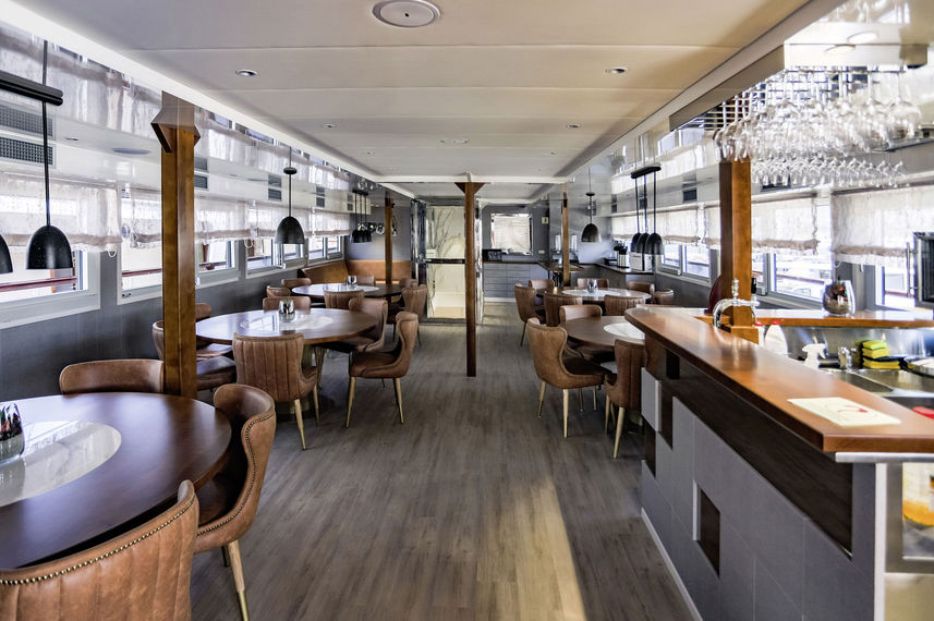 Voyage - Dining Room