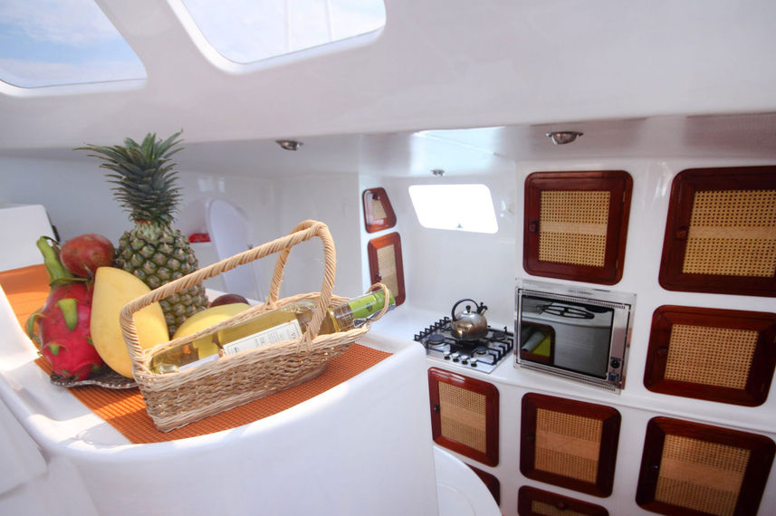 Food on board - Amadeus