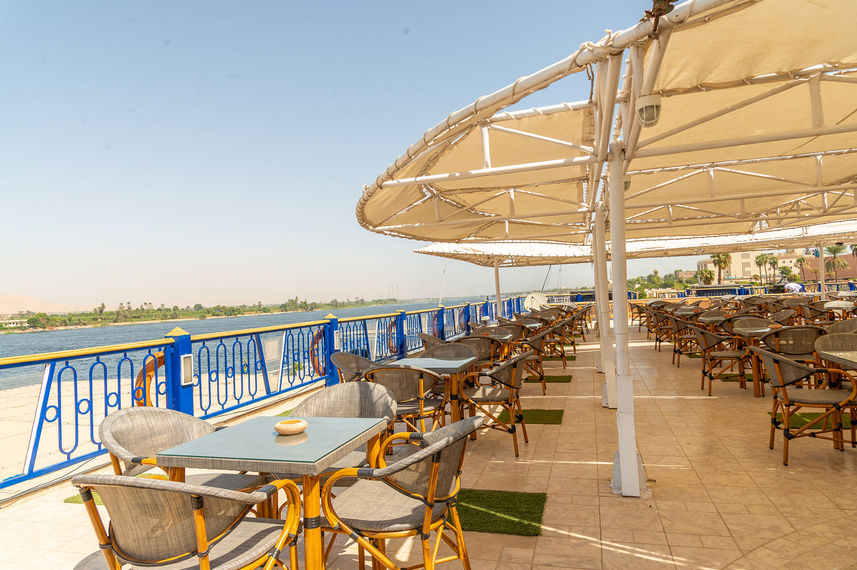 Comedor al Aire Libre - Monte Carlo
