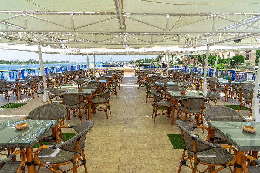 Comedor al Aire Libre - Monte Carlo