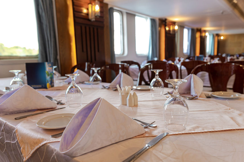 Dining Room - Nile Quest