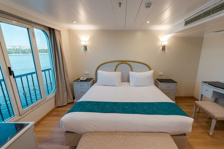 Double Cabin - Nile Quest